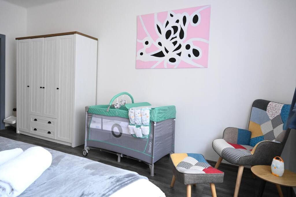 Rodinny Apartman U Broumovskeho Namesti Eksteriør bilde